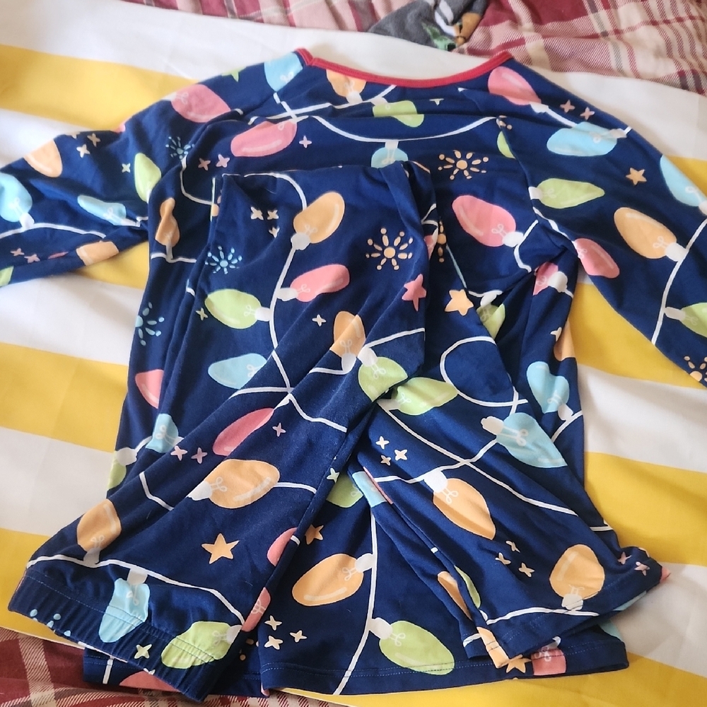 Colorful String Light Patterned Pj Set - Picture 3 of 3